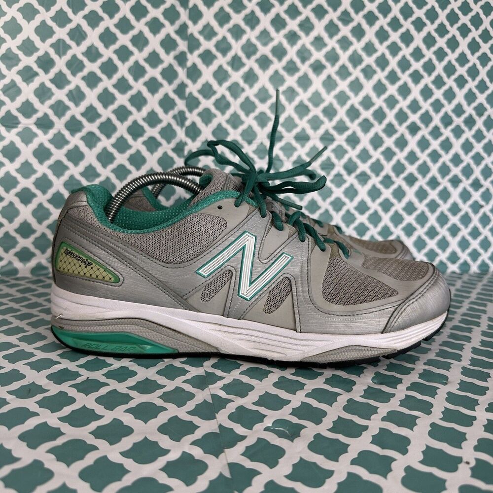 Vintage New Balance 1540 v2 Women's 10.5 Gray Teal Athletic Shoes Made In USA